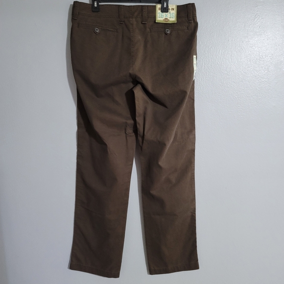 New Old Navy Broken- In Khakis - Picture 2 of 3